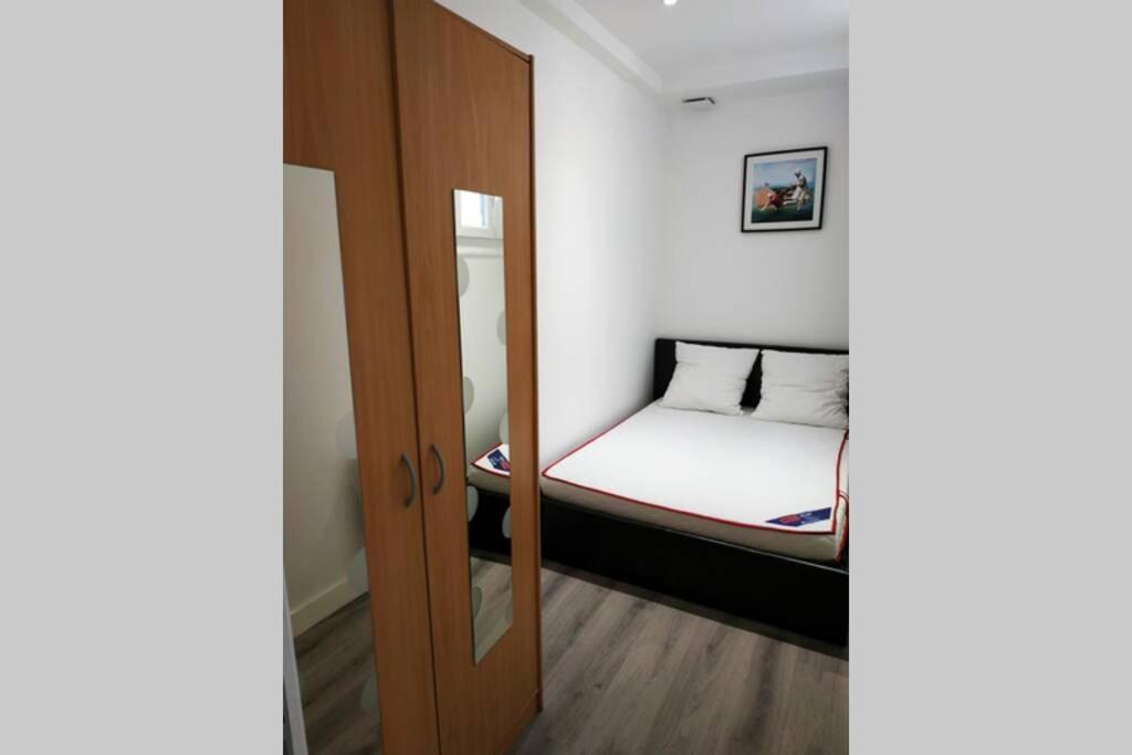 Exceptionnel : Hypercentre Biarritz T2 Avec Patioアパートメント エクステリア 写真